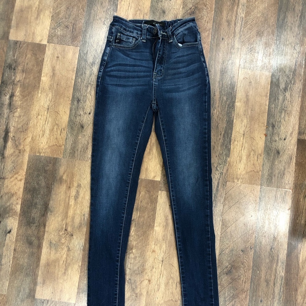 KanCan Skinny’s